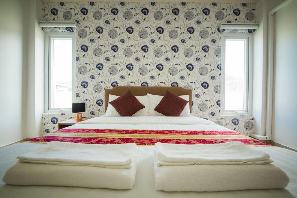 Sea Song Inn Kamala Beach Chambre photo