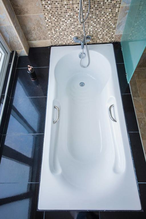 Sea Song Inn Kamala Beach Chambre photo