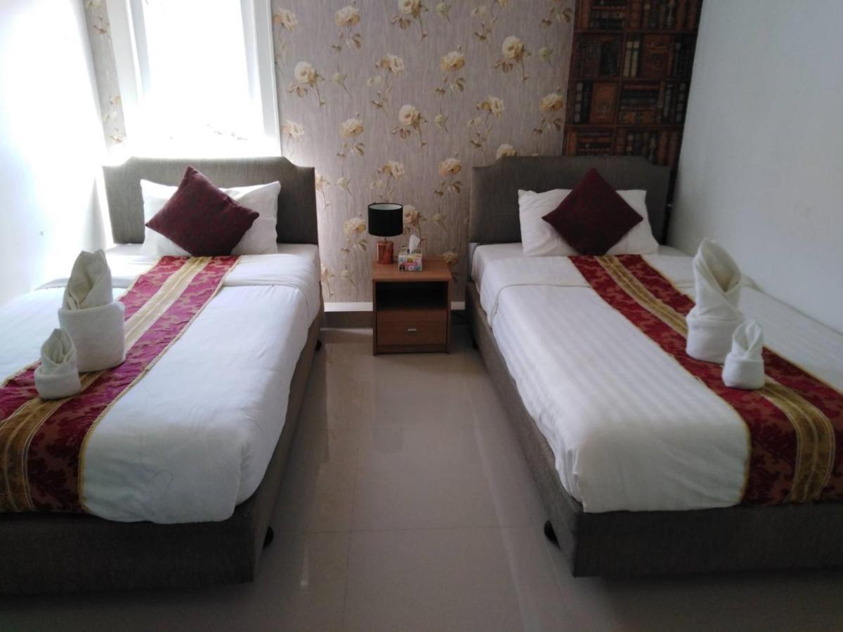 Sea Song Inn Kamala Beach Extérieur photo